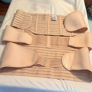 KeaBabied  3 in 1 Beige Revive postpartum Belt like new condition